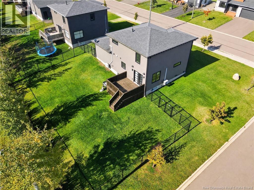 4 Francfort Crescent - 25