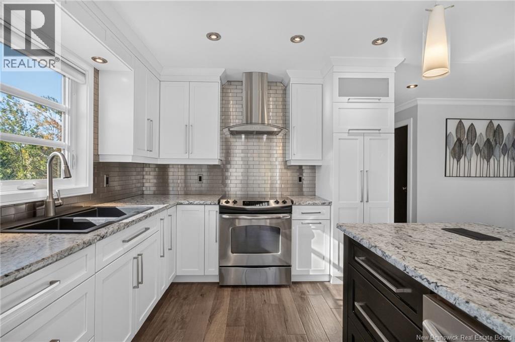 4 Francfort Crescent - 4