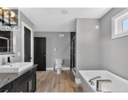 4 Francfort Crescent, photo 3