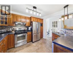 2pc Bathroom - 242 Damien, Dieppe, NB E1A0H3 Photo 11