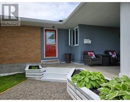 Kitchen - 224 Elliott Street, Temiskaming Shores, ON P0J1K0 Photo 9