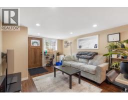 1260 Garkil Rd, Saanich, BC V8P2L3 Photo 27