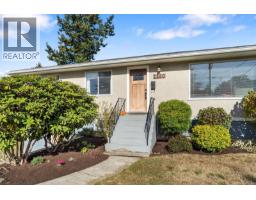 1260 Garkil Rd, Saanich, BC V8P2L3 Photo 50