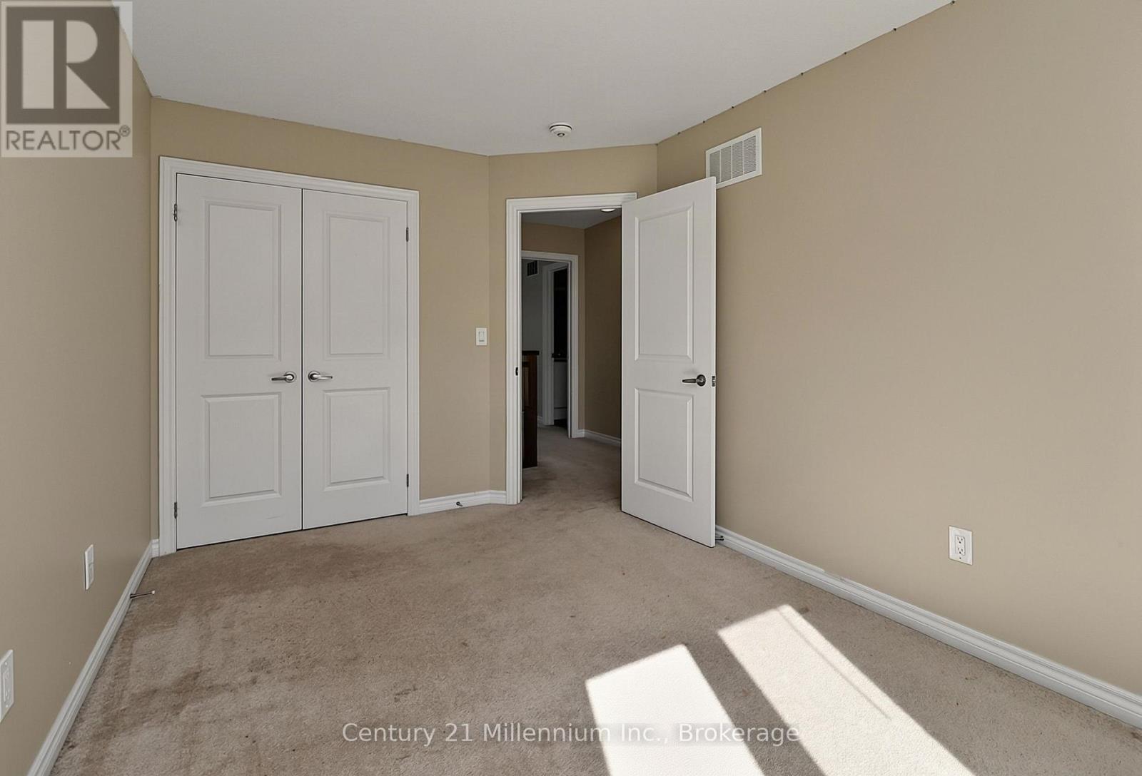 15 Gregory Avenue — photo 33