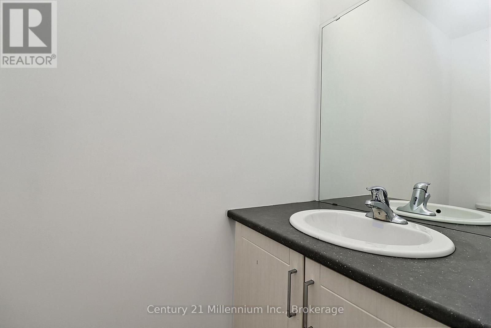 15 Gregory Avenue — photo 7