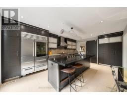 230 Strathallan Wood, Toronto, ON M5N1T4 Photo 17