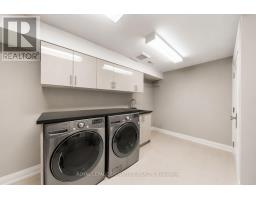 230 Strathallan Wood, Toronto, ON M5N1T4 Photo 33