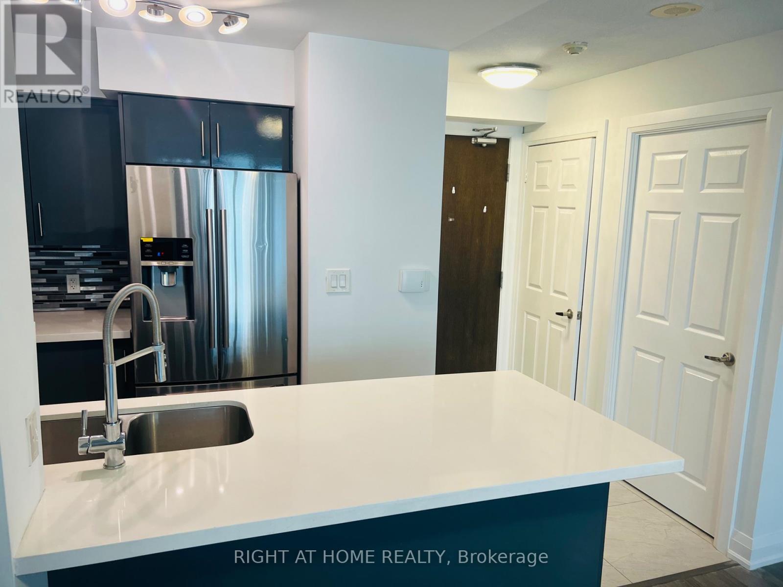 35 Hollywood Avenue — photo 15