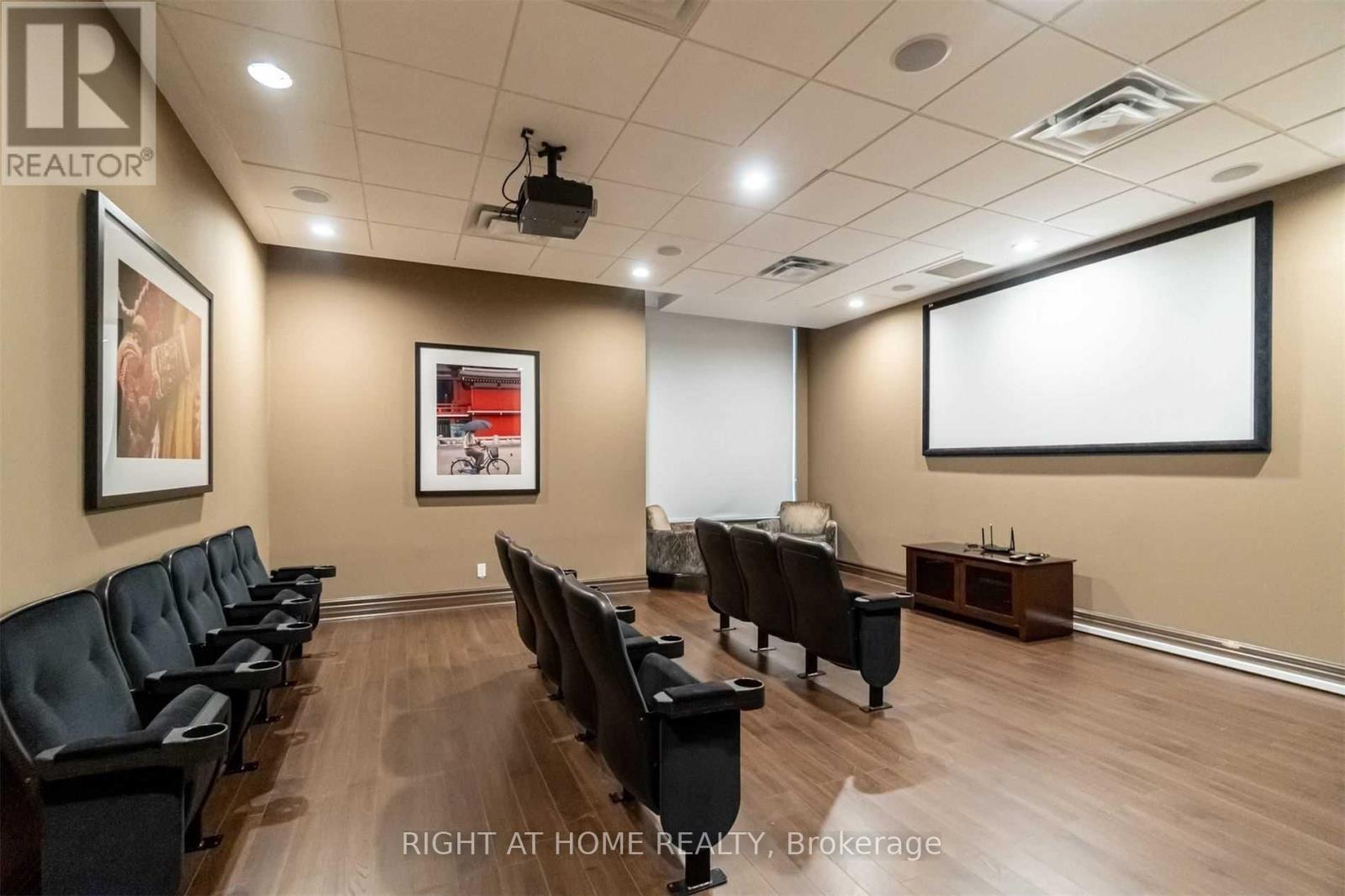 35 Hollywood Avenue — photo 26