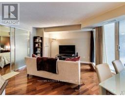 1001 - 111 Elizabeth Street, Toronto, ON M5G1P7 Photo 6