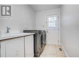 46 Caravan Drive, Toronto, ON M3B1N3 Photo 16