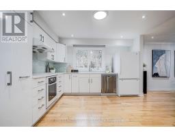 Family room - 46 Caravan Drive, Toronto, ON M3B1N3 Photo 8