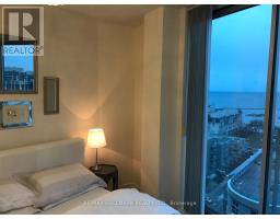 1817 - 650 Queens Quay W, Toronto, ON M5V3T1 Photo 6