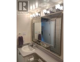 1817 - 650 Queens Quay W, Toronto, ON M5V3T1 Photo 7