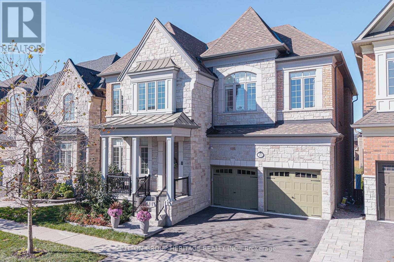 10 Beaverdams Drive — photo 2