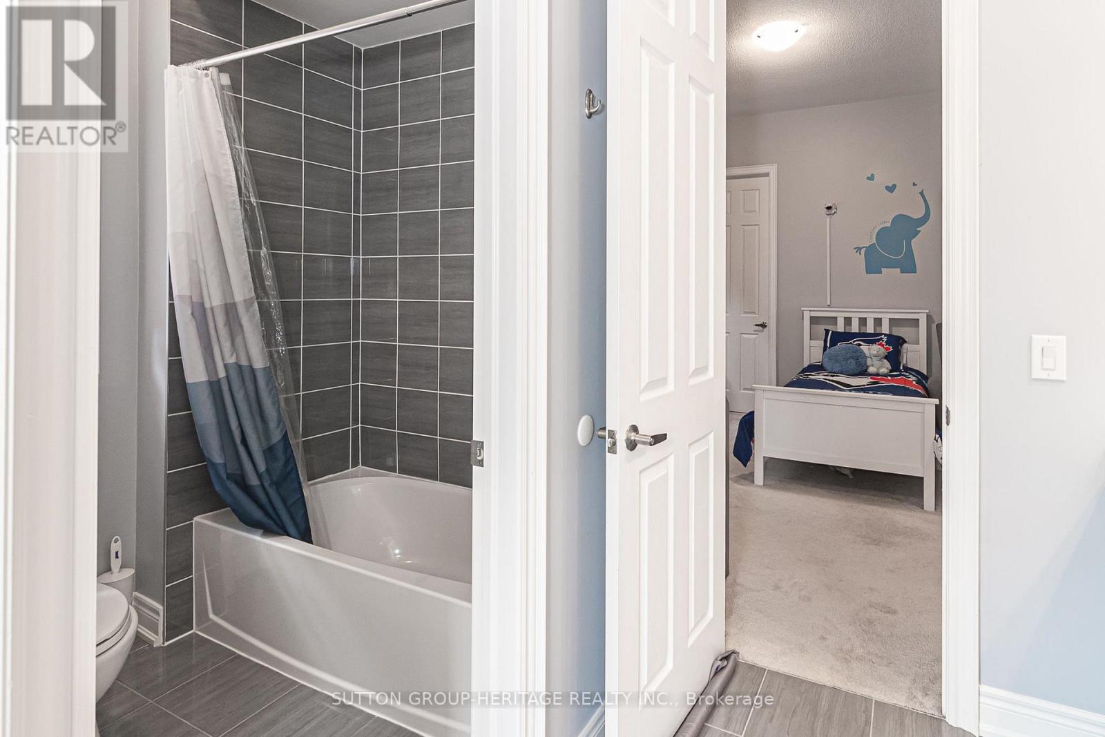 10 Beaverdams Drive — photo 35