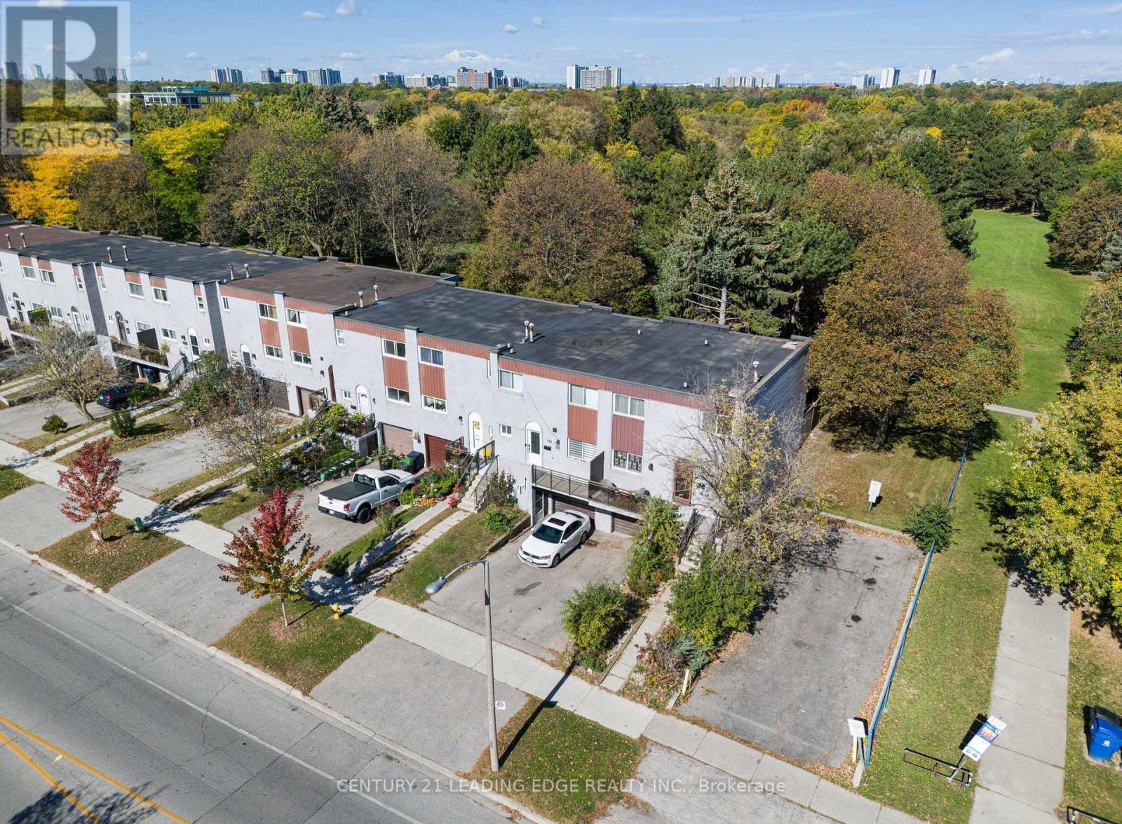 132 Bonis Avenue, Toronto, ON photo 3