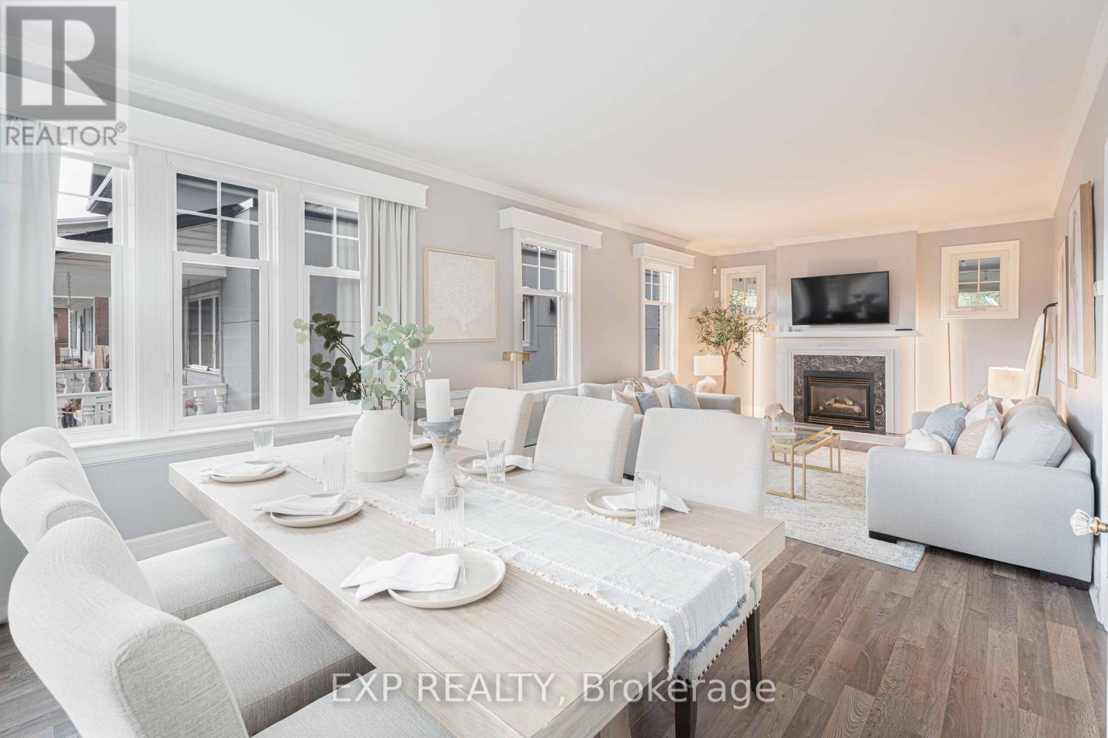 308 KING STREET E - 15