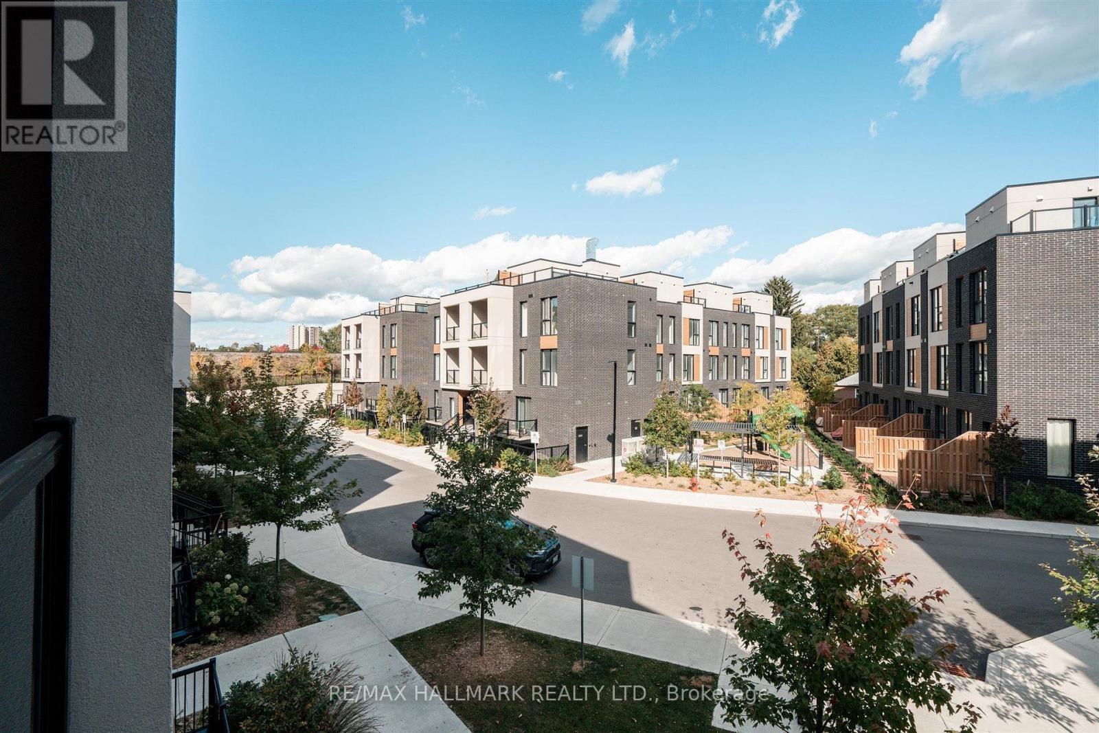 170 Clonmore Avenue — photo 16