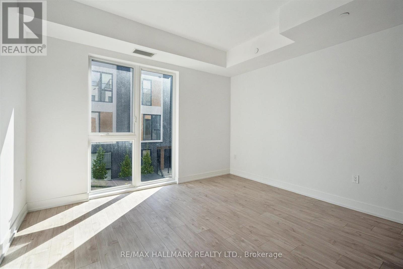 176 Clonmore Avenue — photo 18