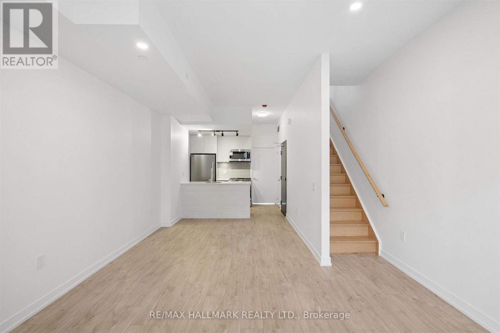 178 Clonmore Avenue — photo 8