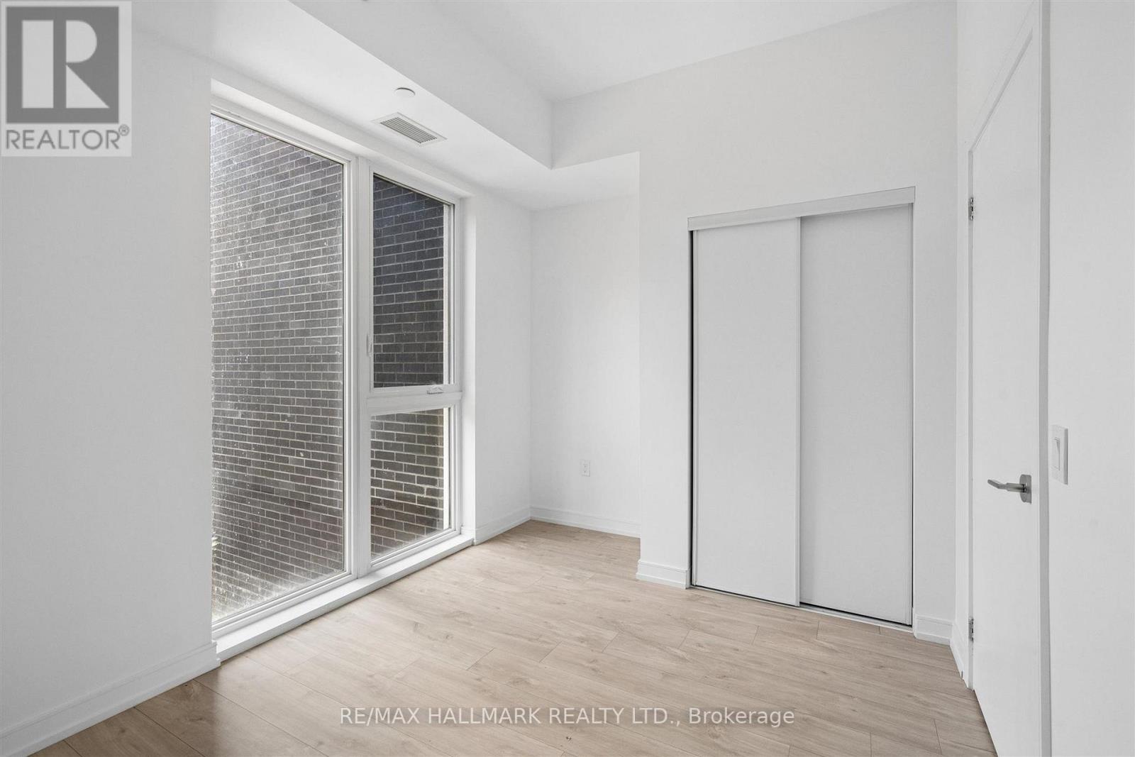 178 Clonmore Avenue — photo 16