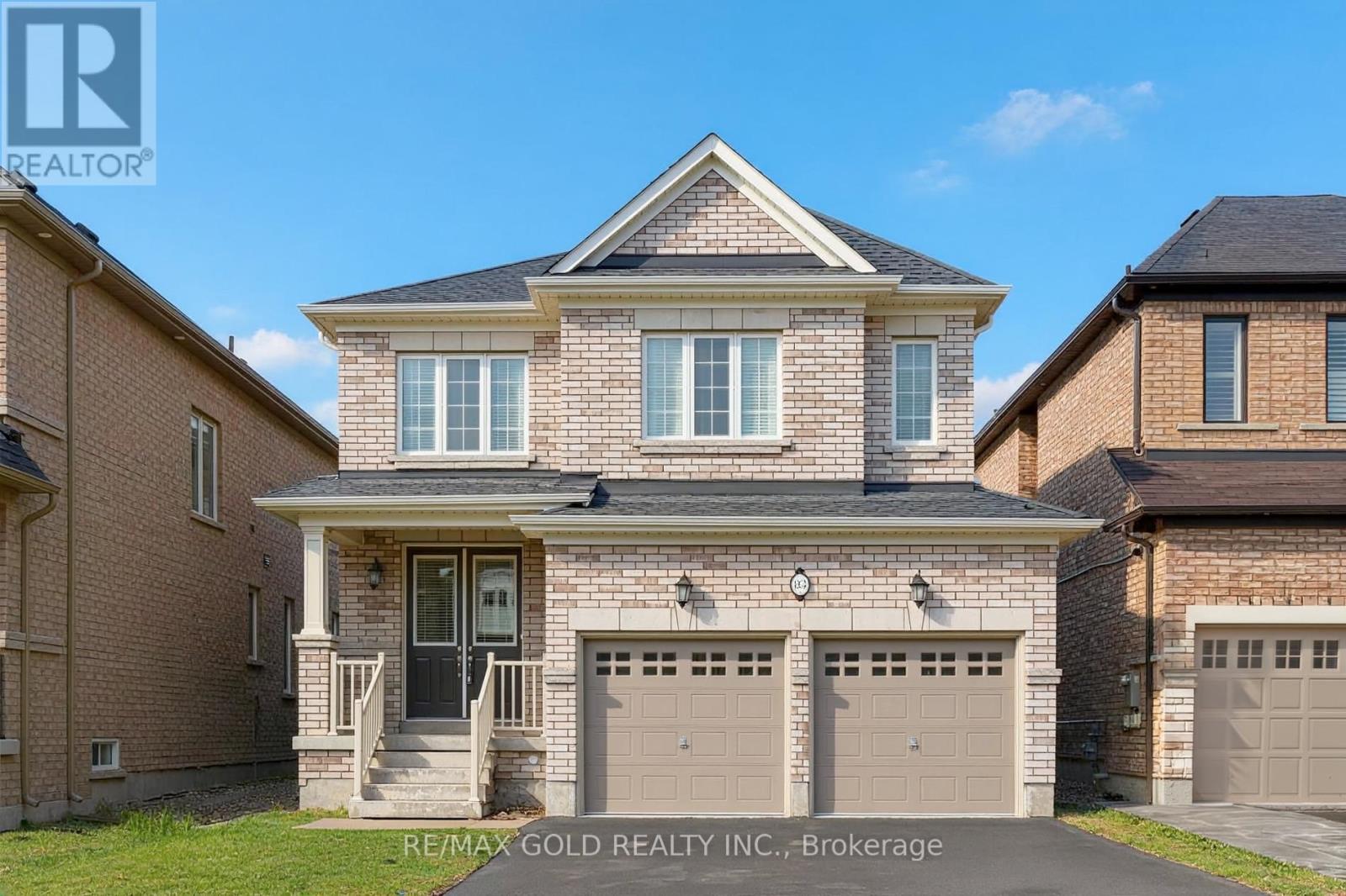 83 Selby Crescent
