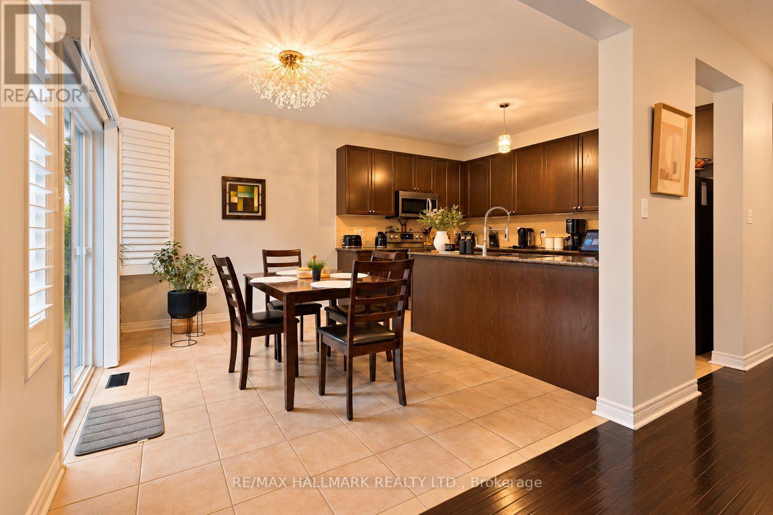 4 Rothbury Road, Richmond Hill, ON photo 16