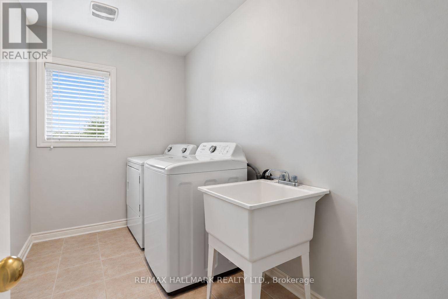 4 Rothbury Road, Richmond Hill, ON photo 34