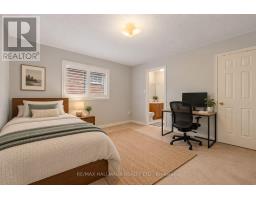 4 Rothbury Road, Richmond Hill, ON L4S0A9 Photo 32