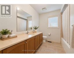 4 Rothbury Road, Richmond Hill, ON L4S0A9 Photo 33