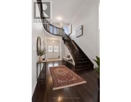 4 Rothbury Road, Richmond Hill, ON L4S0A9 Photo 6