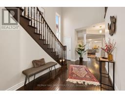 4 Rothbury Road, Richmond Hill, ON L4S0A9 Photo 8