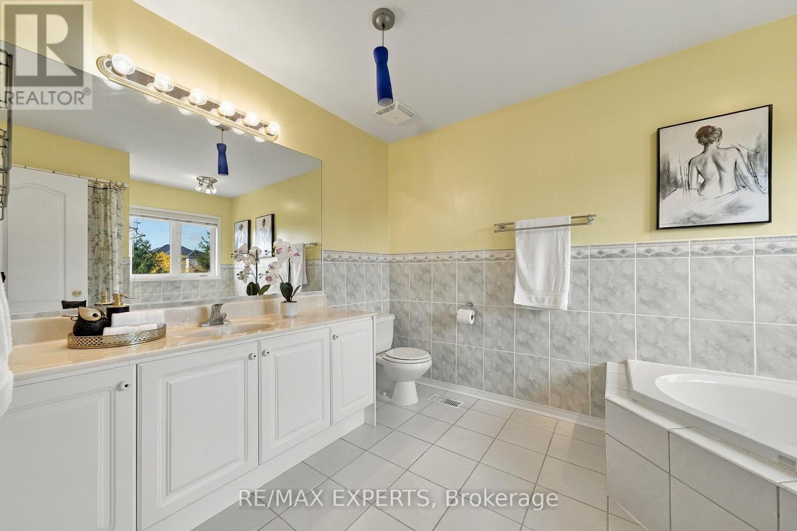 27 Mallard Marsh Crescent, Richmond Hill, ON photo 19