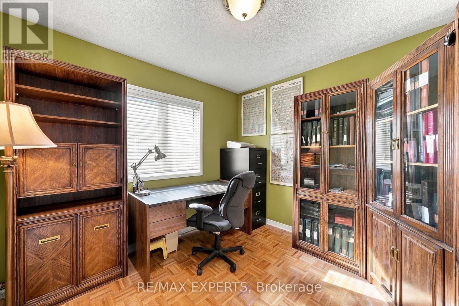 27 Mallard Marsh Crescent, Richmond Hill, ON photo 20