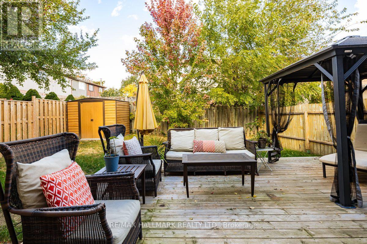 44 Michael Drive, Richmond Hill, ON photo 27