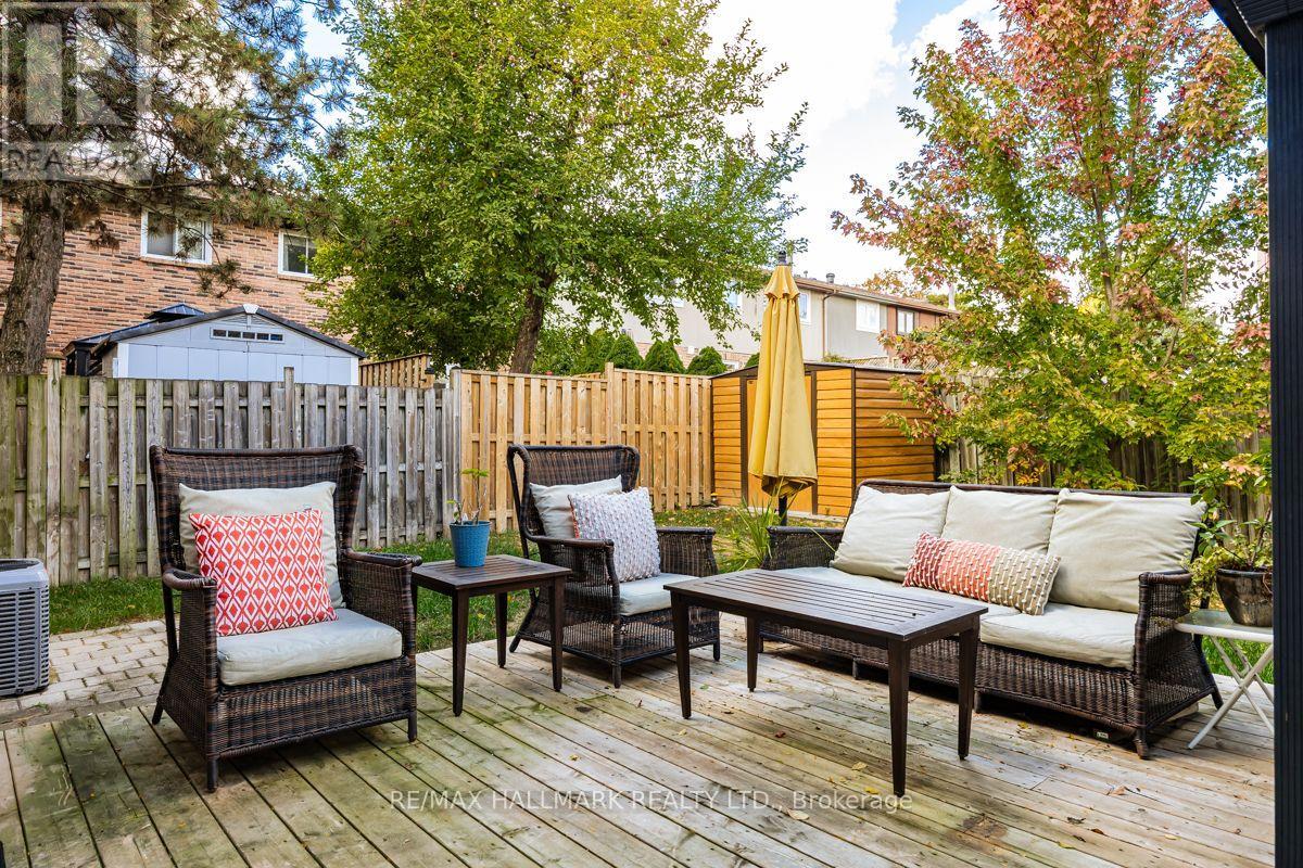 44 Michael Drive, Richmond Hill, ON photo 29