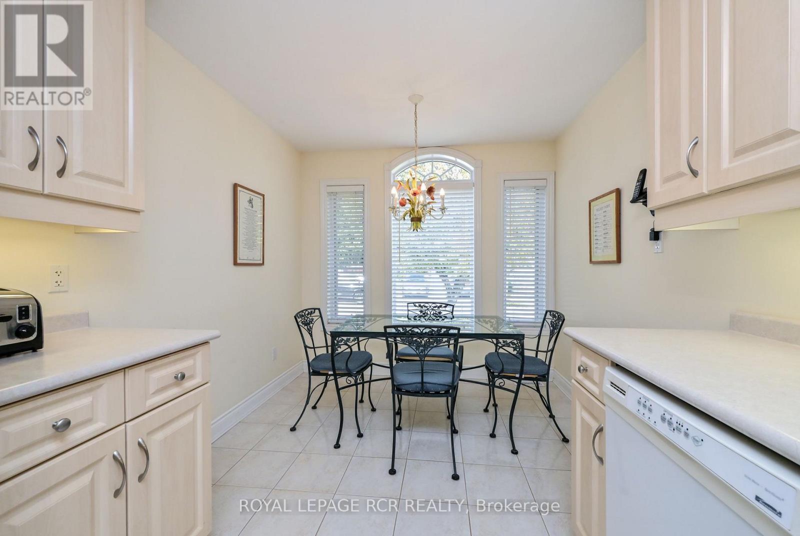 13 Montebello Terrace — photo 8