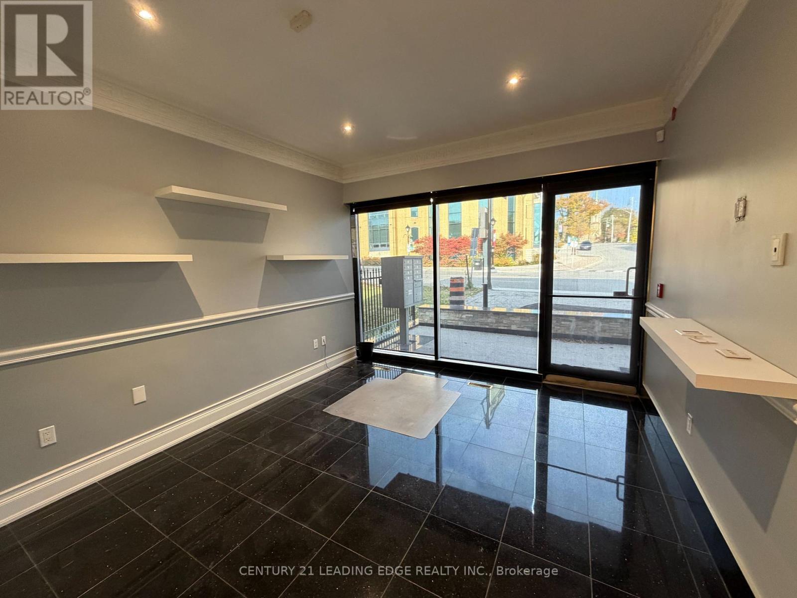 15132 Yonge Street — photo 11