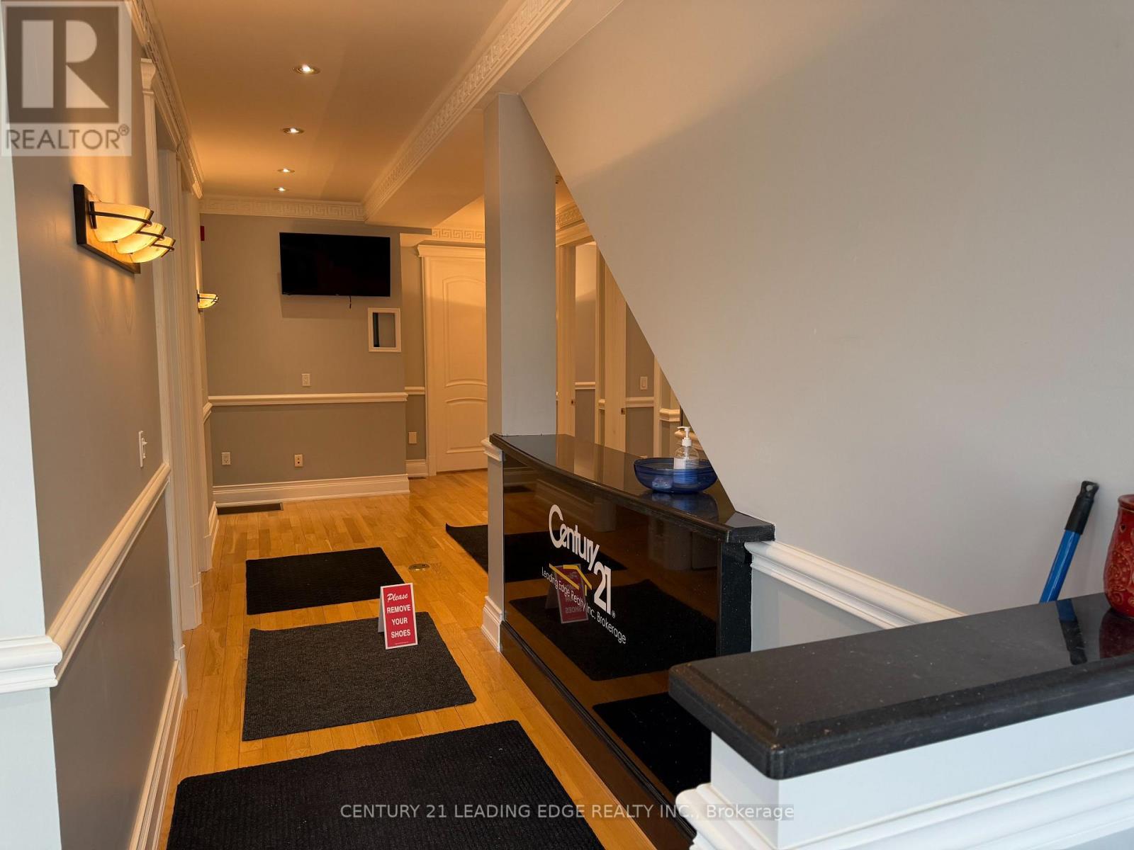 15132 Yonge Street — photo 4