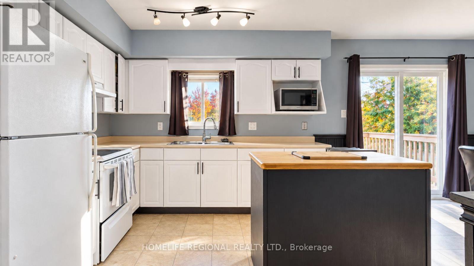 15 Jennings Drive, Penetanguishene, ON photo 6