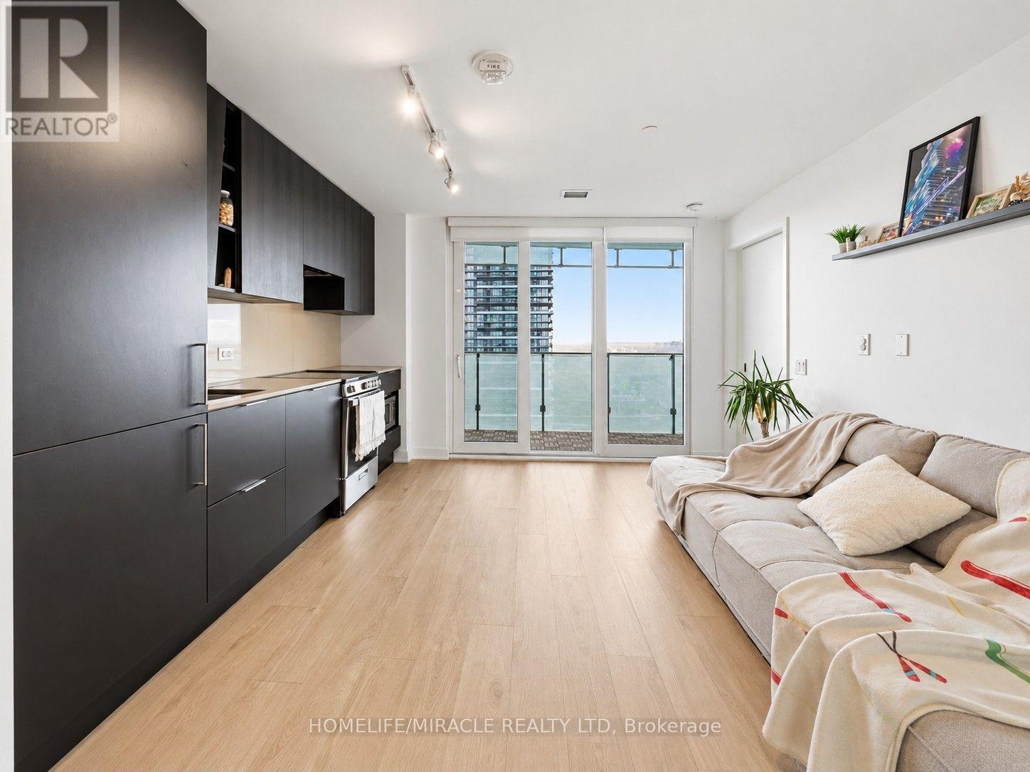 3709- 3900 Confederation Parkway, Mississauga, ON photo 8
