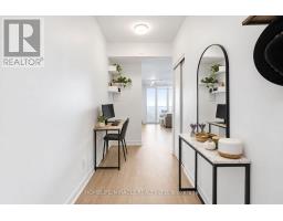 Bathroom - 3709 - 3900 Confederation Parkway, Mississauga, ON L5B0M3 Photo 6