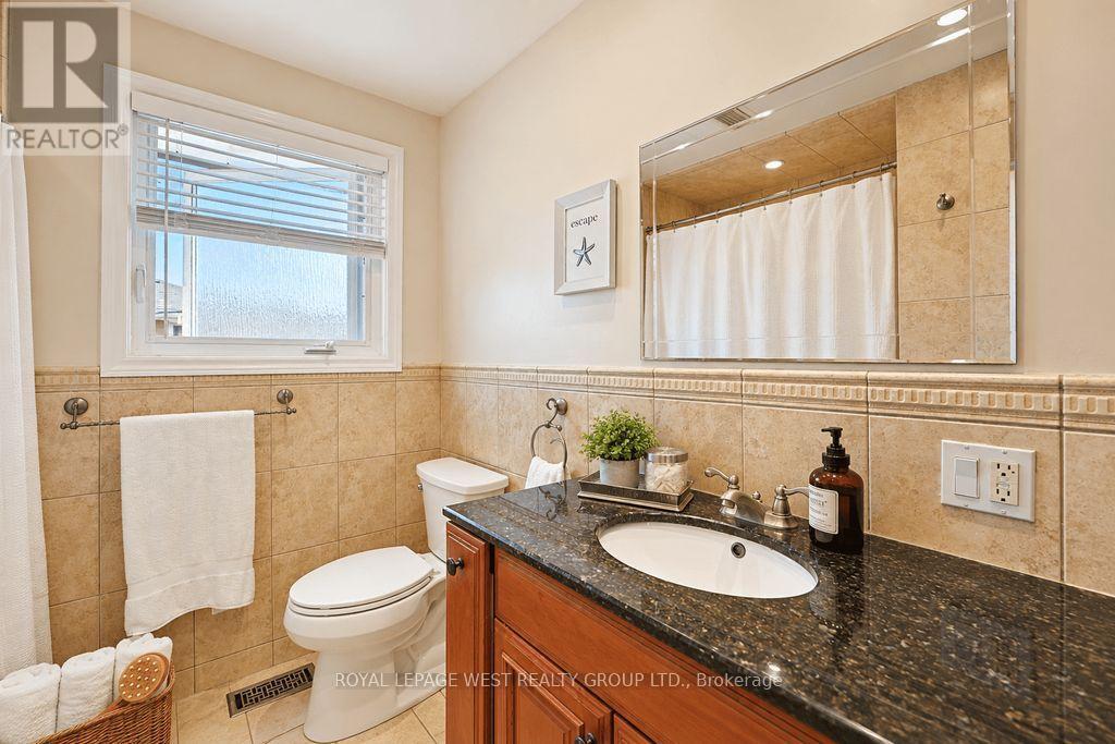 292 La Rose Avenue, Toronto, ON photo 22
