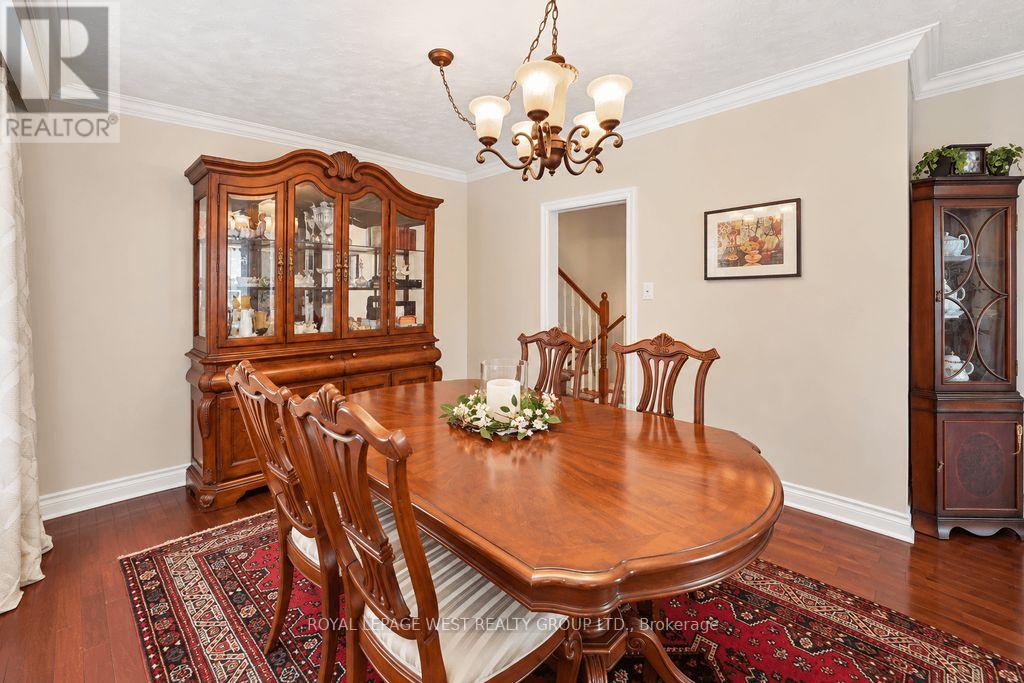 292 La Rose Avenue, Toronto, ON photo 7