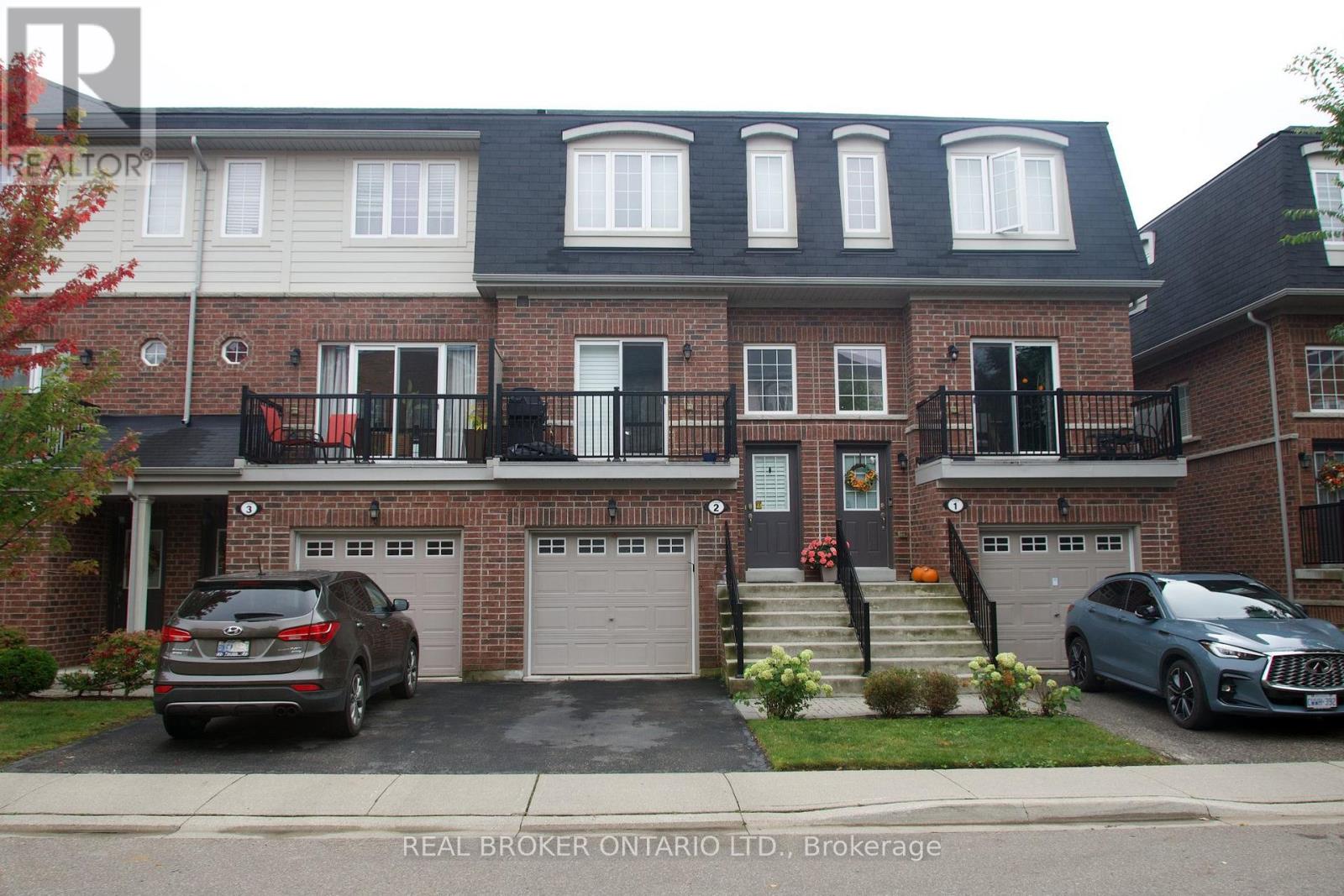 Photo of 2 - 1123 HAIG BOULEVARD