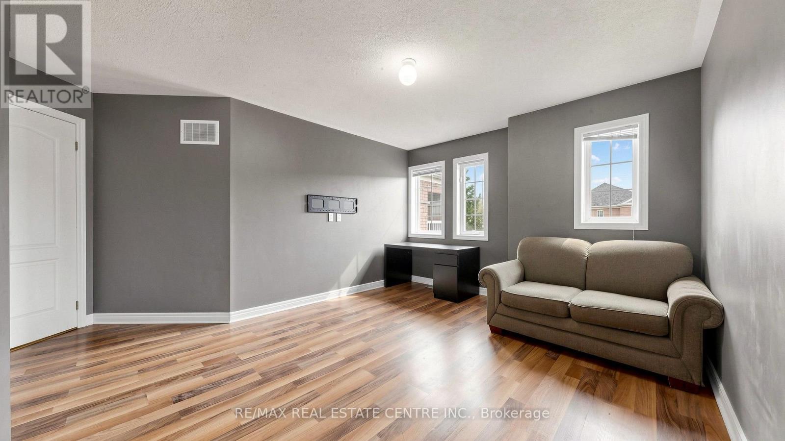 169 COOKE Crescent, Milton, ON photo 15