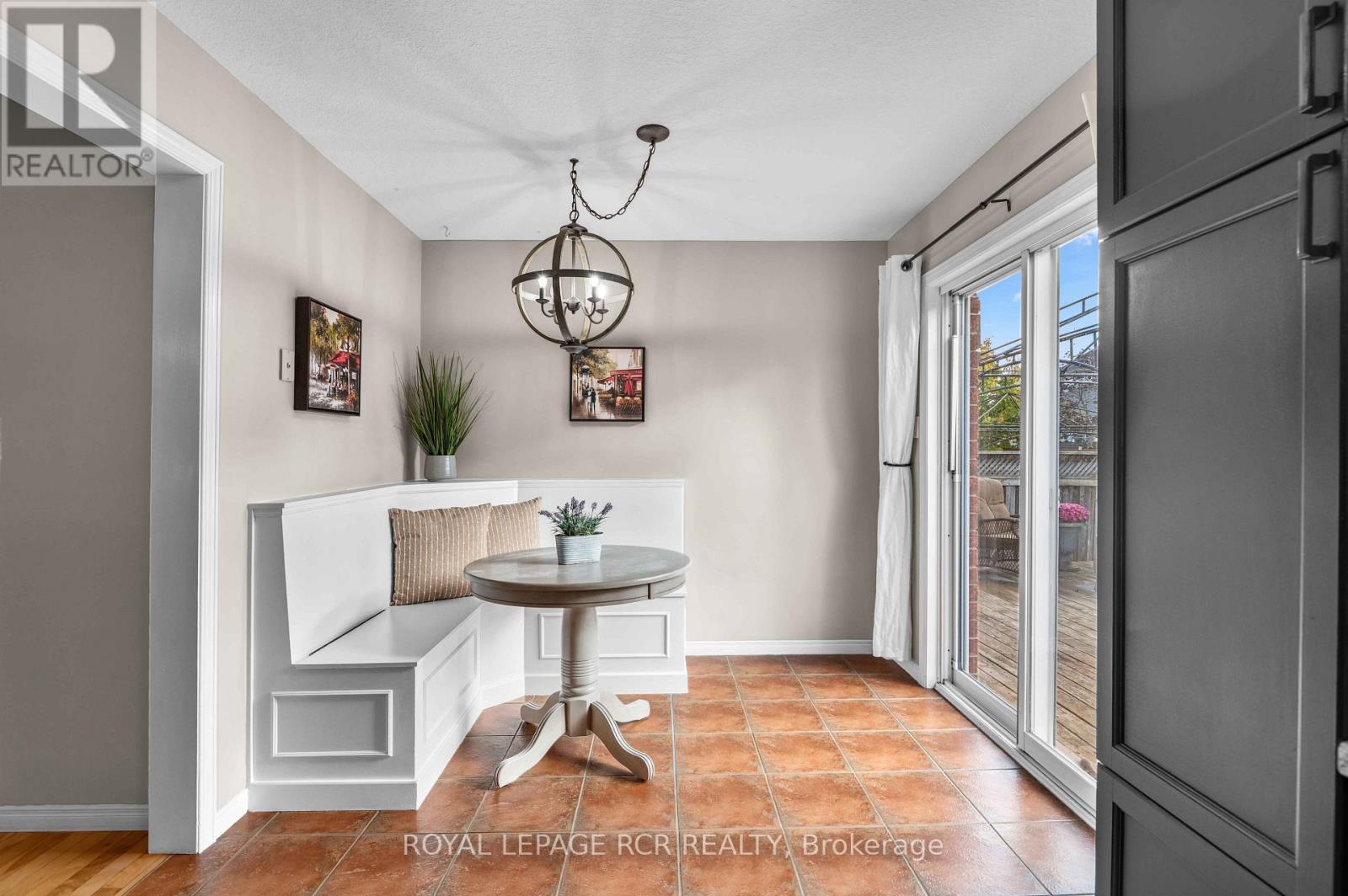 6 GRAHAM CRESCENT - Image 14