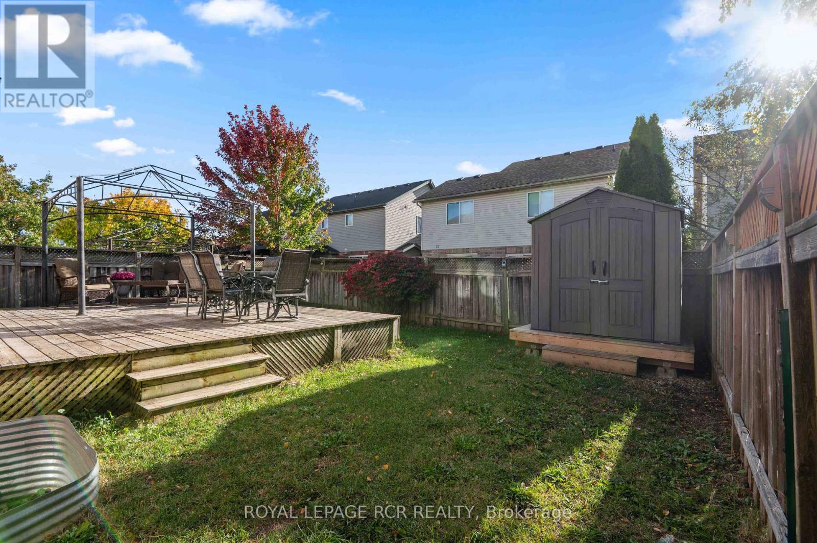 6 GRAHAM CRESCENT - Image 37