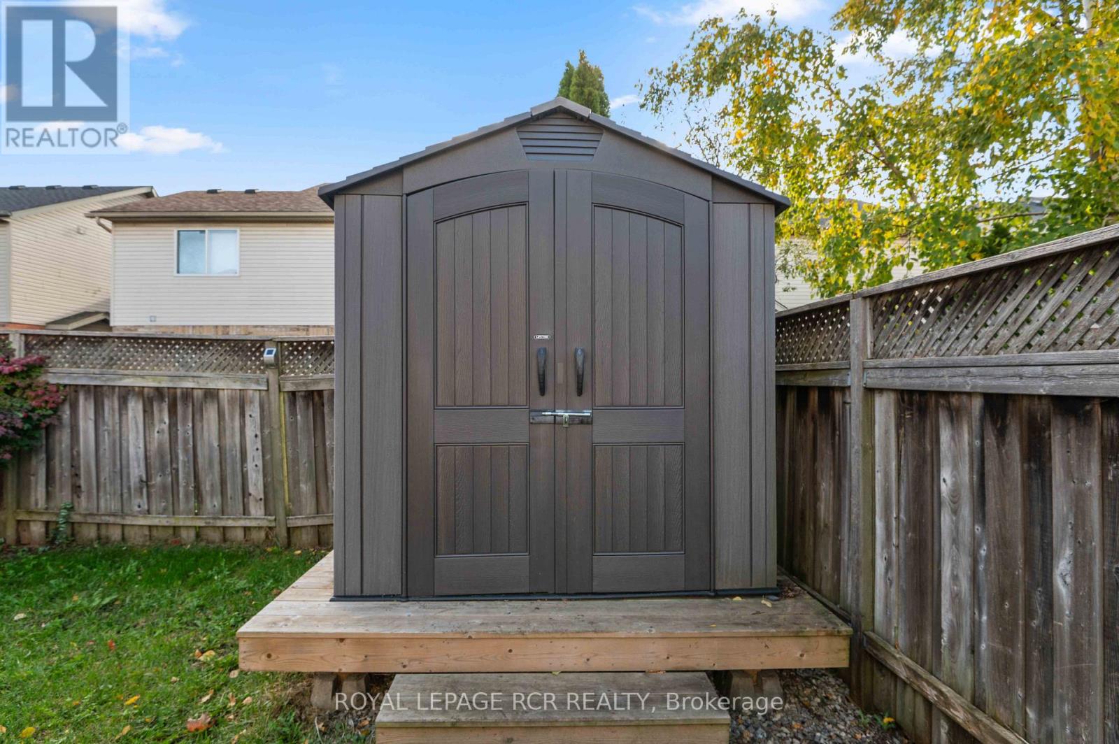 6 GRAHAM CRESCENT - Image 38